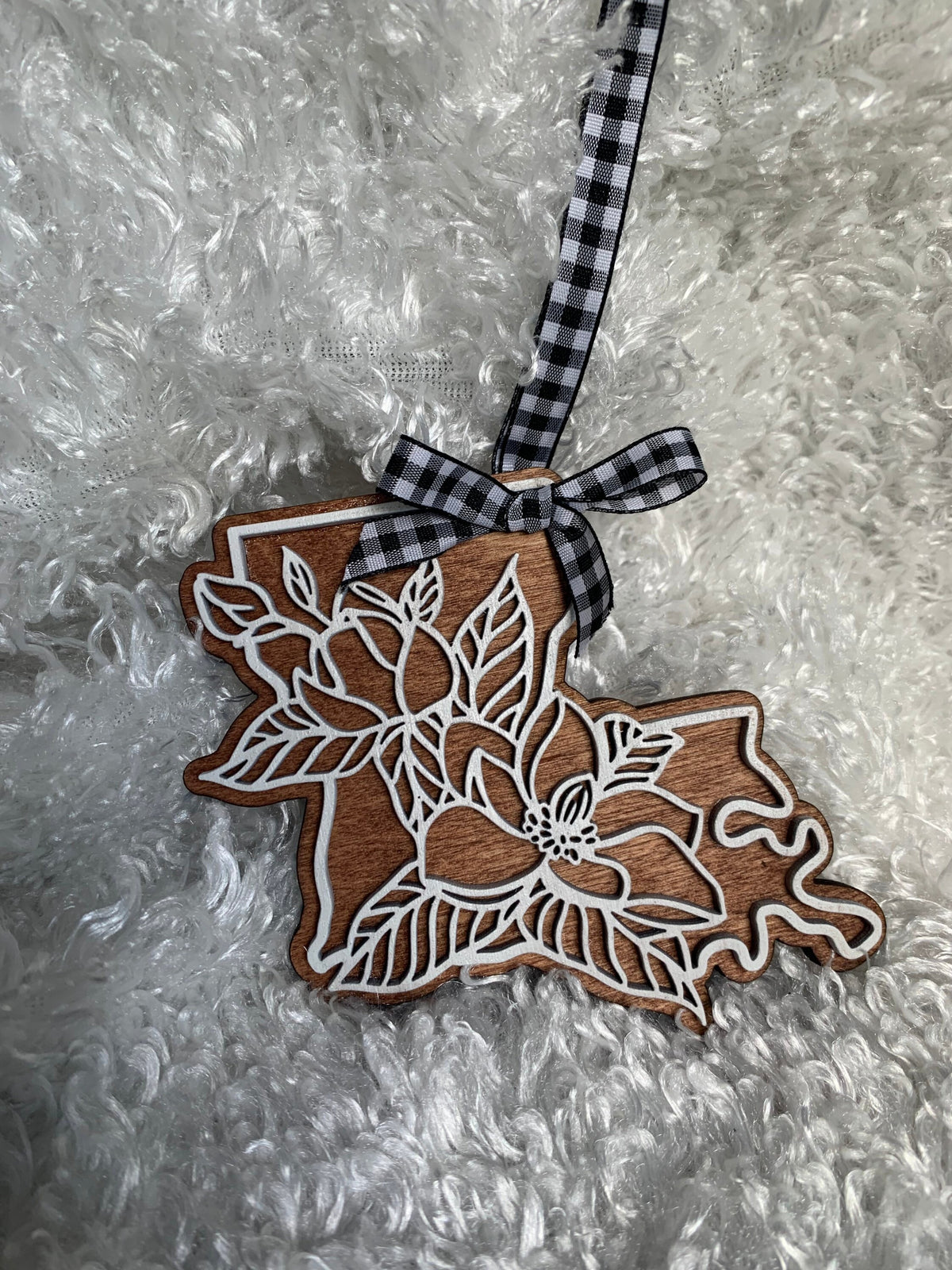 Magnolia Louisiana State Wood Ornament | Christmas Tree Decoration